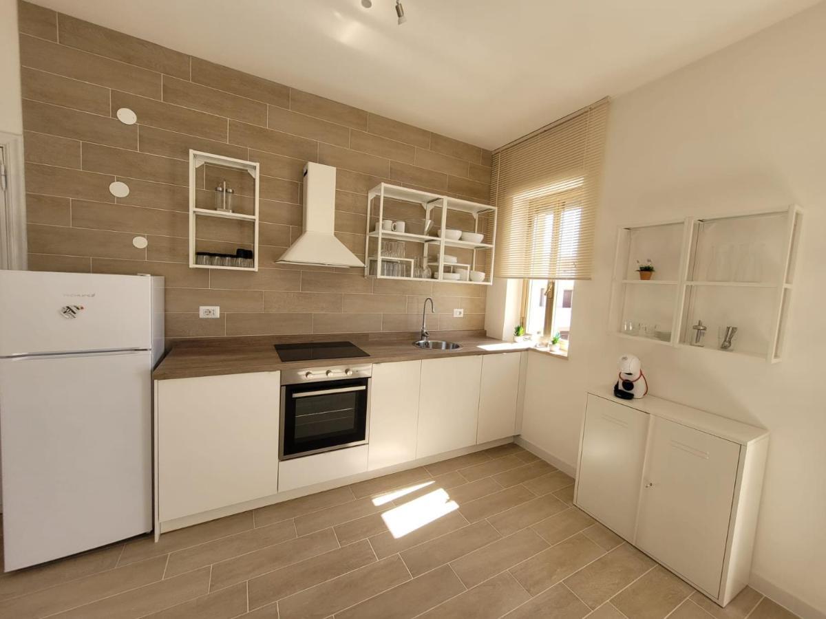 Appartamento Demetrio 50M Mare & Shopping Lido Marini Exteriér fotografie